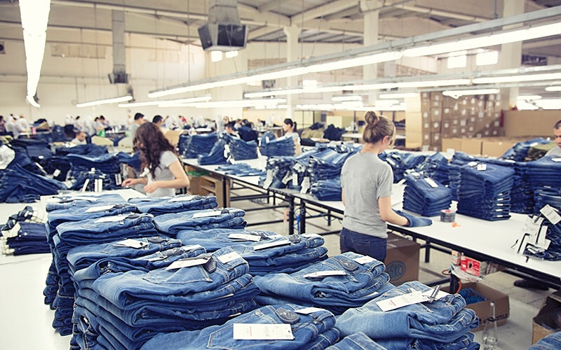 Top Custom Clothing Manufacturers for Quality Apparel