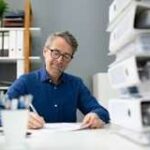 3 Reasons To Choose A Tax Firm Over DIY Software